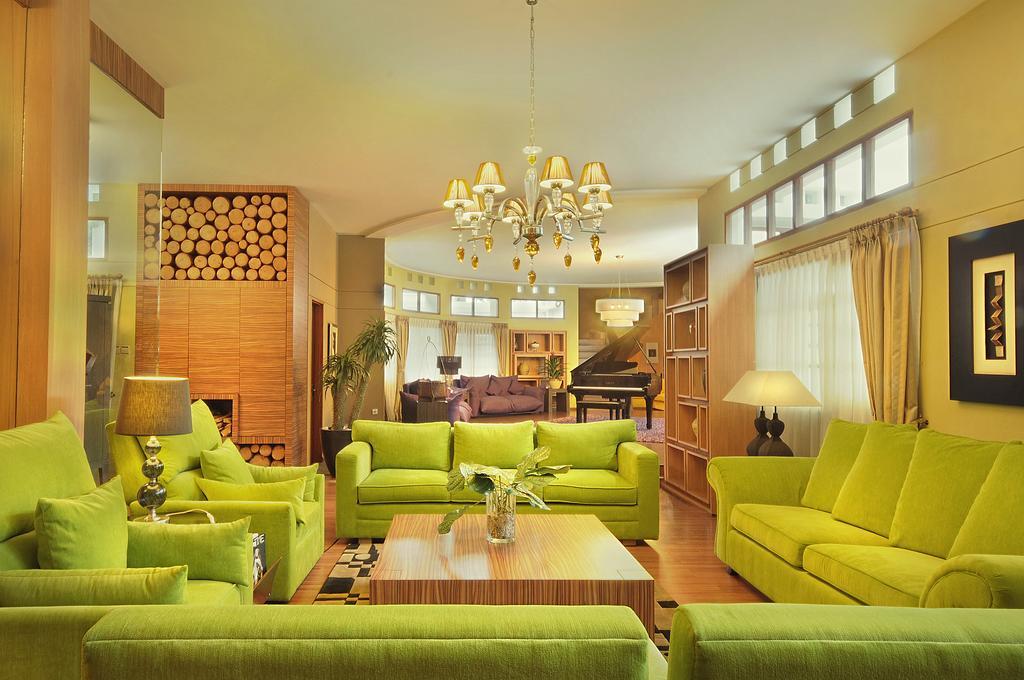 Bumi Bandhawa Hotel Bandung Exterior photo